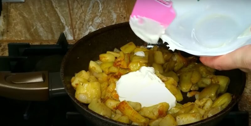 Баклажаны, как грибы. Холодные ещё вкуснее: весь секрет в соусе