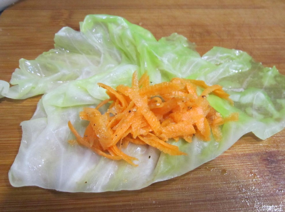 Маринованные капустные рулетики! Необычная закуска на праздничный стол