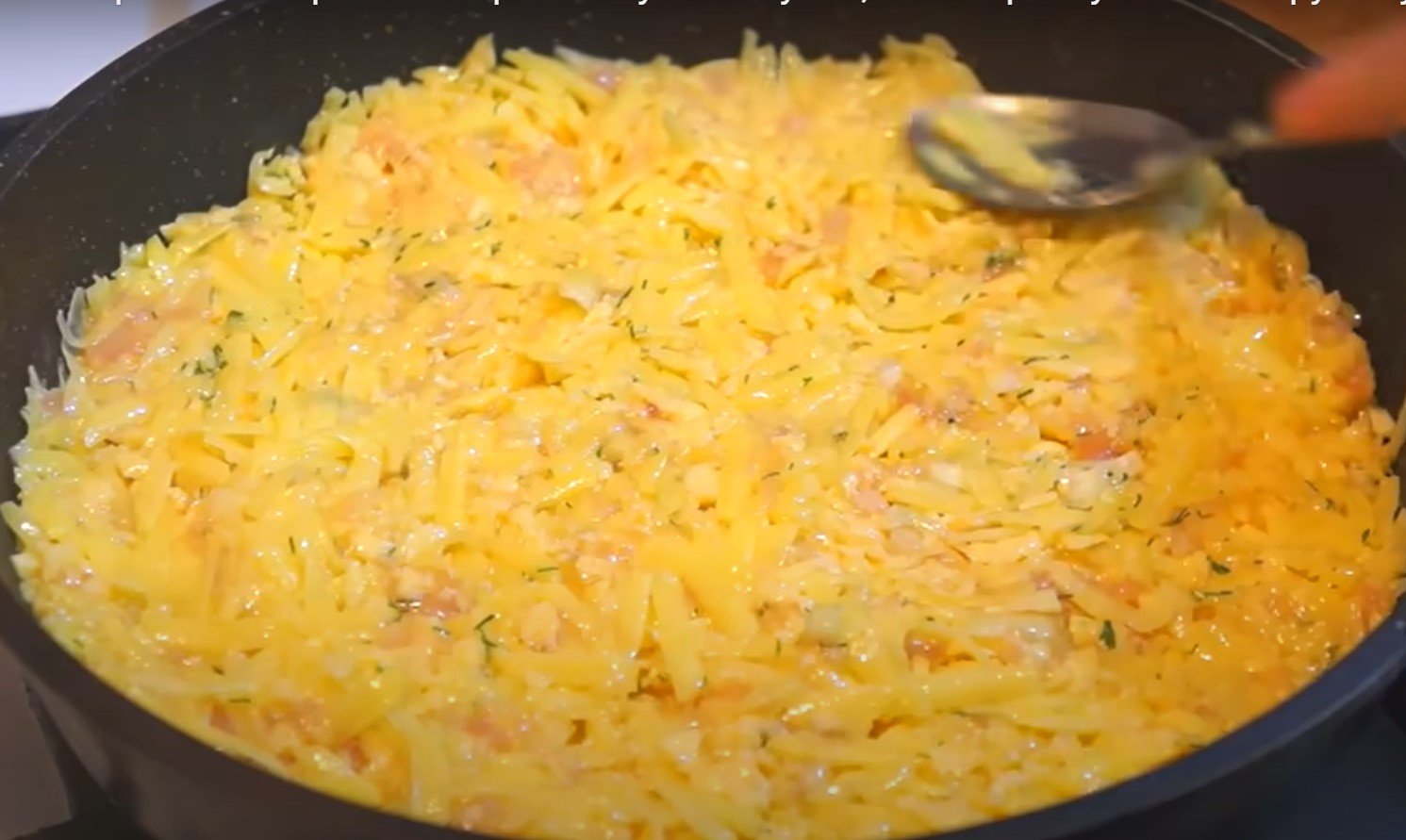 Хлеб в магазине не покупаю: готовлю свой из картофеля. Получается вкуснее и не черствеет