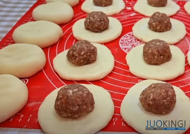 Беру кефир, 1 яйцо и готовлю 10 минут. Пирожки с мясной начинкой