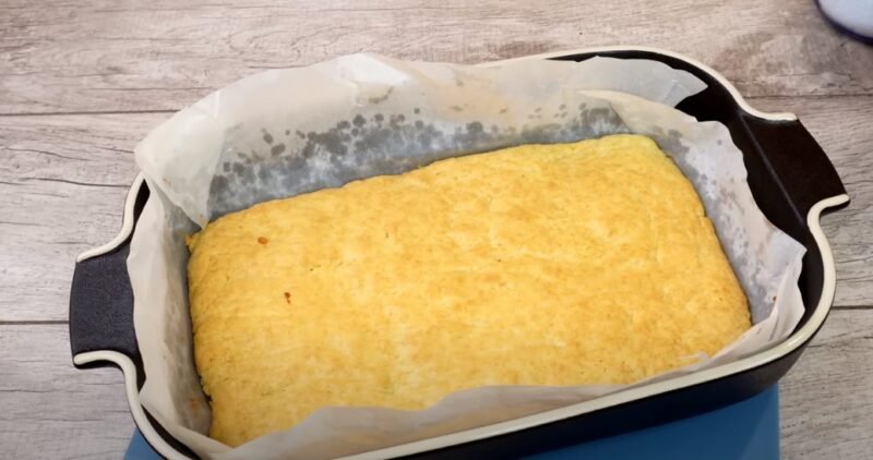 Пирог "Ягодка" с малиной или смородиной. Вкуснее, чем торт и готовится не сложно