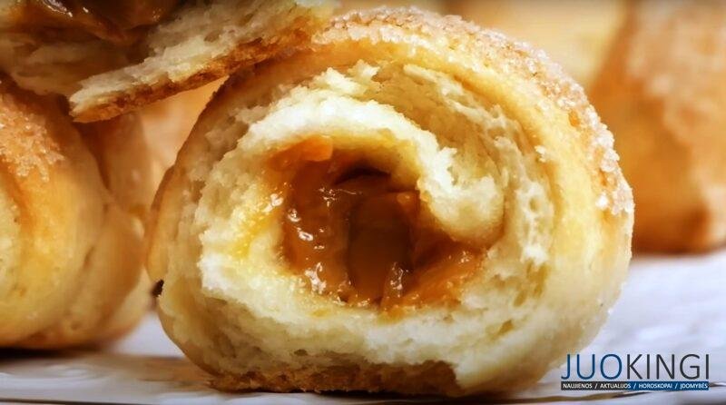 Рогалики с варёной сгущёнкой. Внуки их просто обожают: быстро, вкусно и не затратно