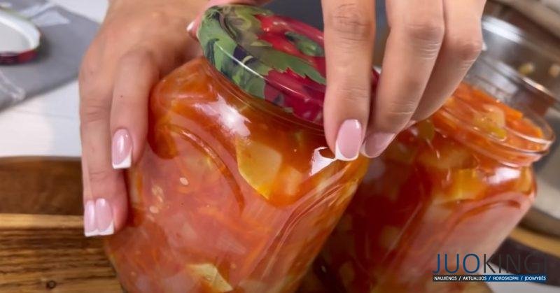 Салат из кабачков «Хит 90-х». Ну очень вкусный: семья просит сделать его на каждый праздник