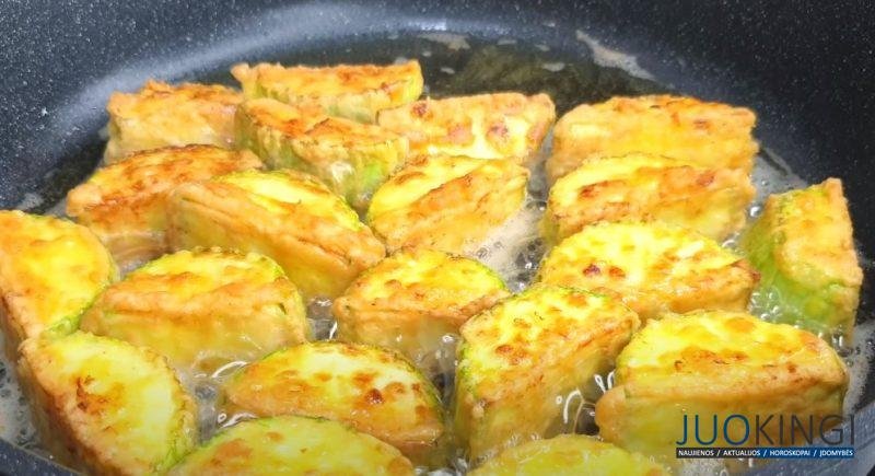 Кабачки вкуснее мяса. В начале обжариваю, а потом мариную: простой и быстрый рецепт