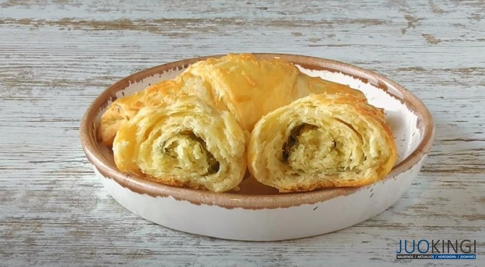 Быстрые булочки-рогалики с сыром и зеленью. Тесто на кефире: всегда хорошо получается и пропекается