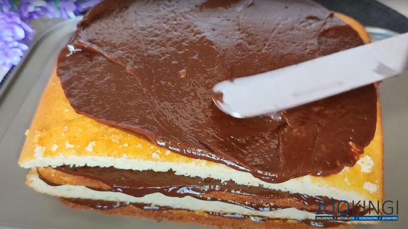 Взбейте сгущёнку и 2 яйца. Рецепт вкусного торта без лишних движений