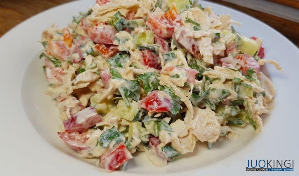 Уже очень захотелось перекусить! Обалденно вкусный салат из минимума продуктов