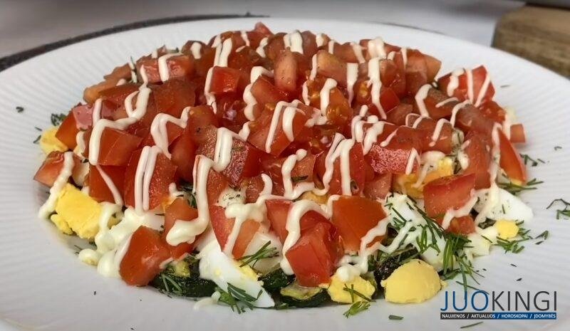 Готовить можно всю осень. Вкусный  и быстрый салат с кабачками за 5 минут