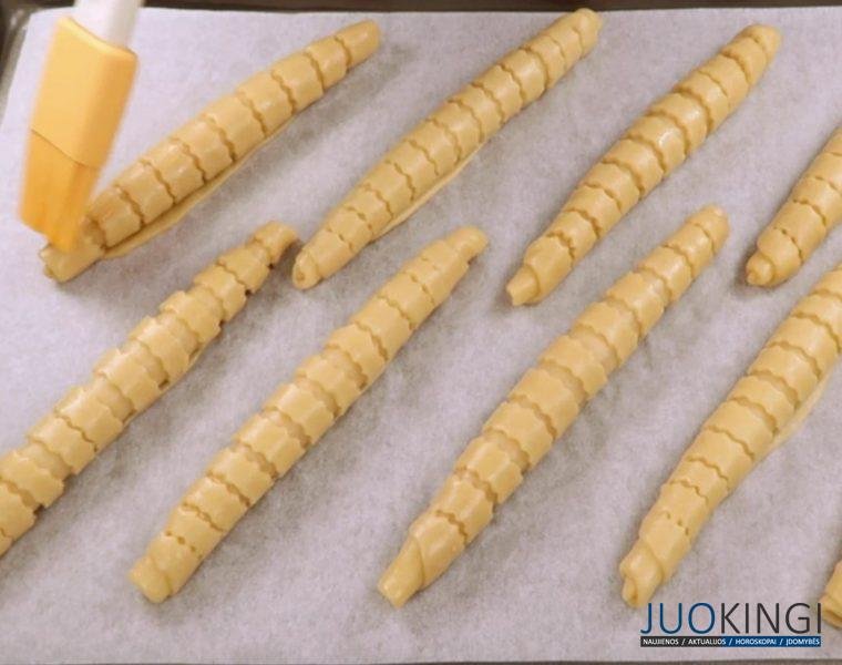 Когда хочется чего-то сладкого и необычного. Печенье на кефире: вкусная выпечка к чаю