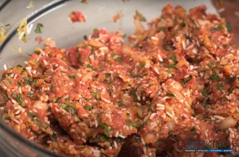 Голубцы по-турецки на сковороде. Простой домашний рецепт: очень вкусные