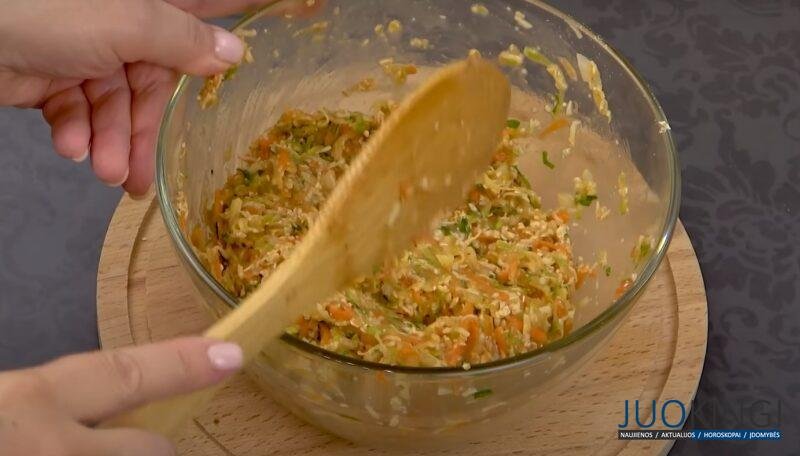 Котлеты больше не готовлю, кабачки с овсянкой получаются вкуснее. Полезное блюдо на ужин