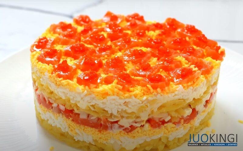 Очень вкусный и невероятно красивый: салат "Нежность" на Новый Год.  Украшение праздничного стола