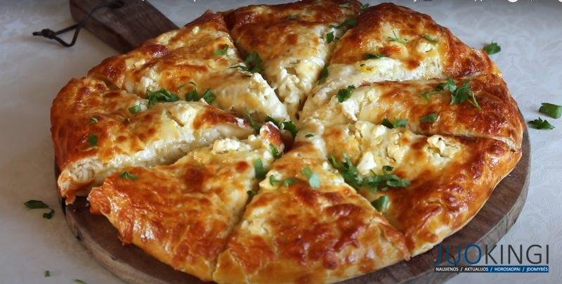 Легкое, экономичное и вкусное блюдо. Ароматный пирог с сыром: попробовали и полюбили
