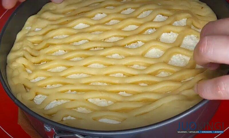Готовлю, пока закипает чайник. Вкусный и нежный пирог "Десятиминутка"