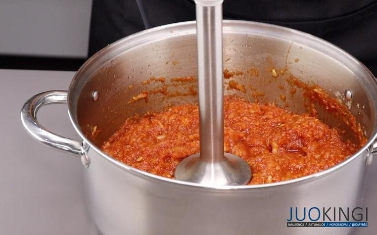 Свекровь научила. Домашний кетчуп из кабачков на зиму: густой, с ярким вкусом