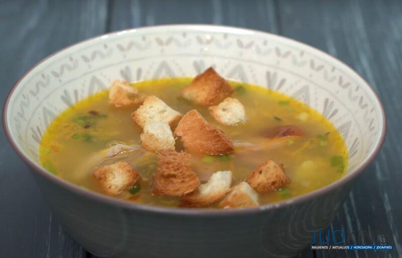 Свекровь научила. Самый вкусный и быстрый рецепт горохового супа: доступно и просто