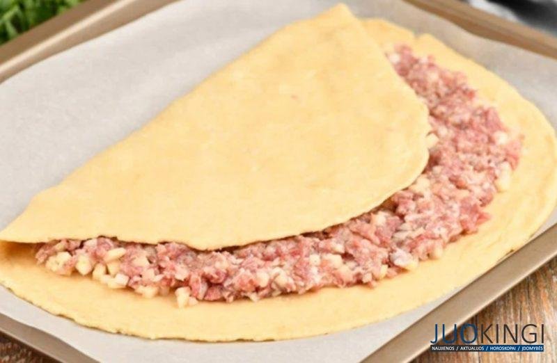 Мясной пирог из быстрого теста. Мало теста и много сочной начинки