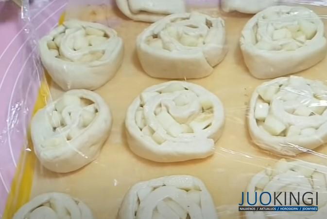Мягкие и ароматные. Пышные булочки с яблочной начинкой: домашние шанежки