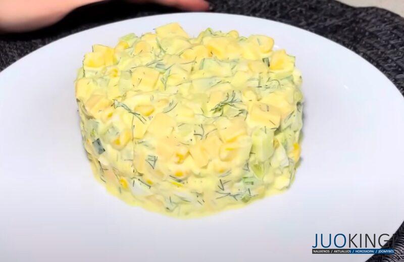 Рецепт нового салата. Эти продукты всегда есть в холодильнике: вкусно, сытно и быстро
