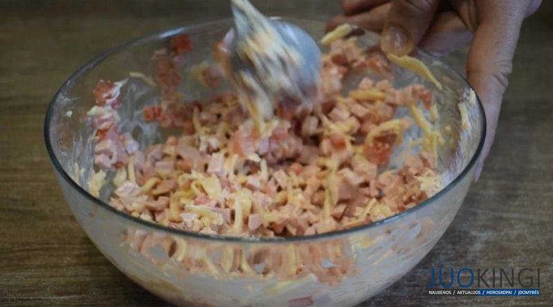Сосиски просто так не ем, а готовлю вкусное блюдо за 20 минут. Муж радуется и просит добавку