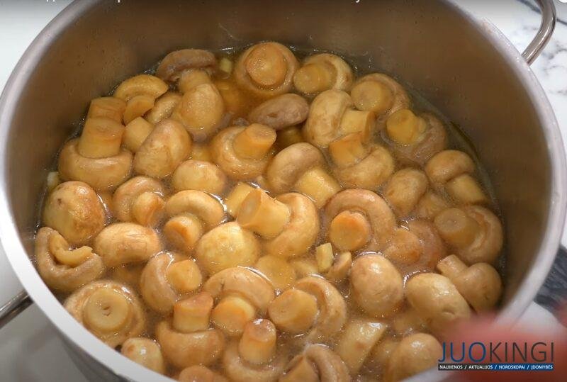 Невероятно вкусные. Маринованные шампиньоны за 10 минут: бесподобная закуска