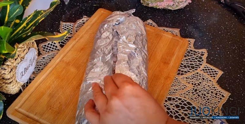Перестала готовить котлеты. Сочный и нежный мясной рулет: рецепт моей молодости