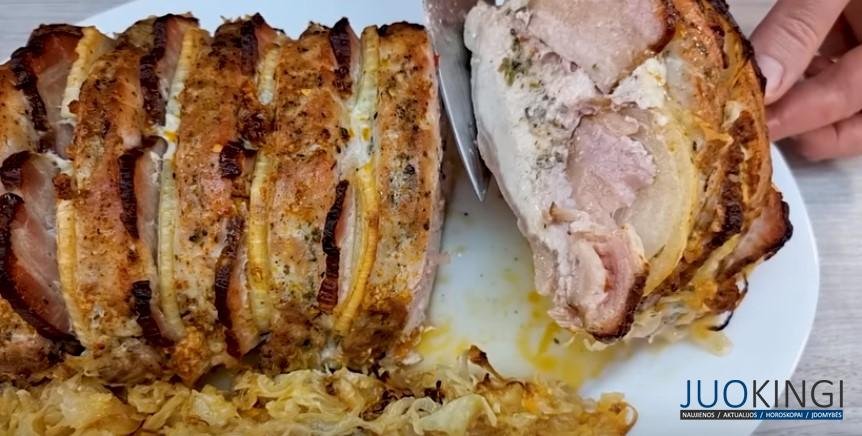Мясо запеченное в духовке «По-деревенски». Вкусное блюдо на любой праздничный стол