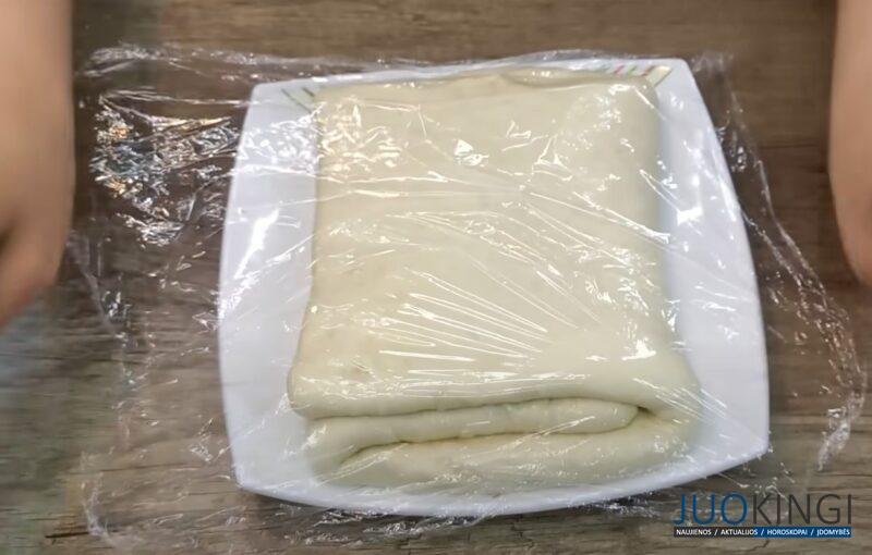 Возьмите муку, сыр и немного молока. Невероятно вкусные сырные рулеты: меняю начинку и готовлю через день