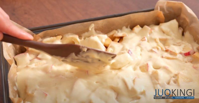 Простой и вкусный яблочный пирог. Рецепт быстрой шарлотки с яблочной начинкой