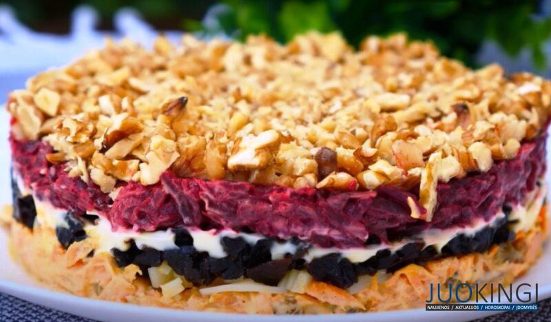 Готов сразу после приготовления. Нежный и аппетитный: то что нужно на Новогодний стол