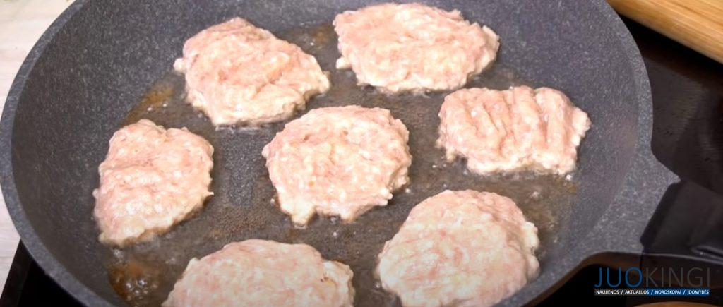 Птичье молоко: куриные котлеты в сливочном соусе. Если готовить котлеты из курицы, то только так