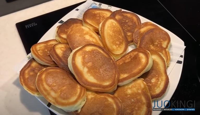 Пышные оладьи на сметане: подробный рецепт. Что приготовить на завтрак