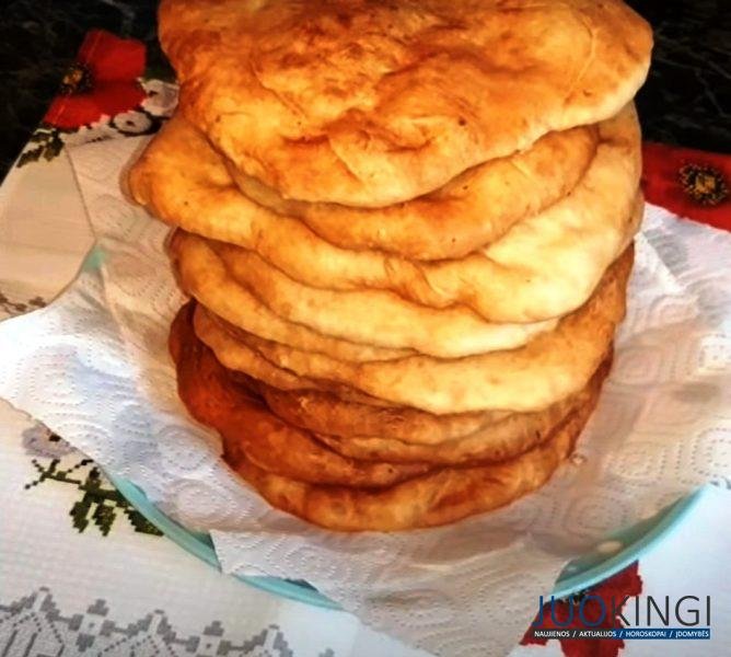 Лепешки пахнут беляшами: вкуснее не бывает. Заменяют хлеб, пирожки и лаваш