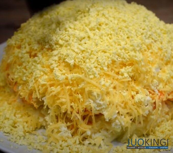 Салат «Французский поцелуй. Вкусный, нежный и воздушный: ем и не могу остановиться