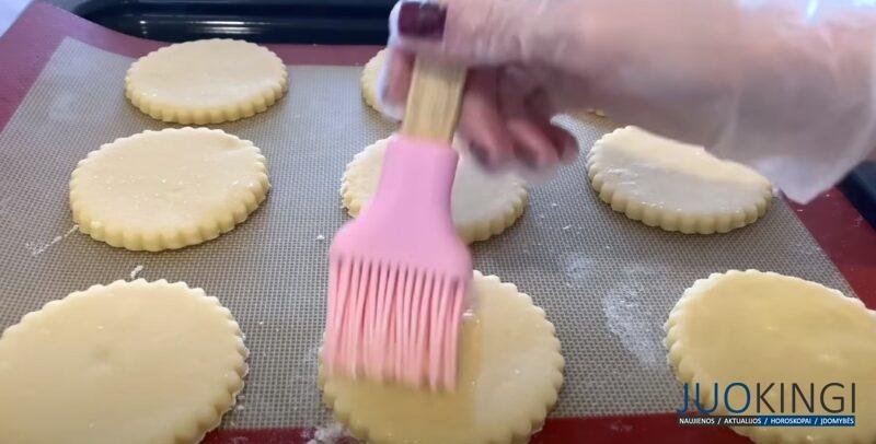 Рецепт из прошлого. Молочные коржики за 7 копеек