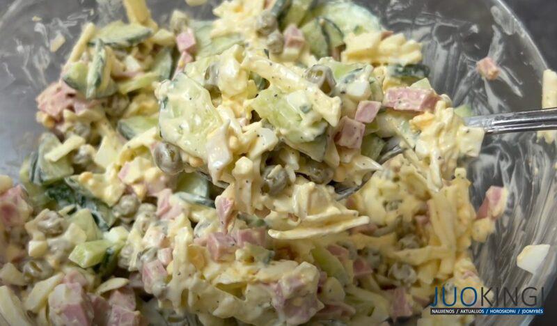Салат "Нежность". Легкий рецепт из бюджетных продуктов: на закуску, праздник или перекус