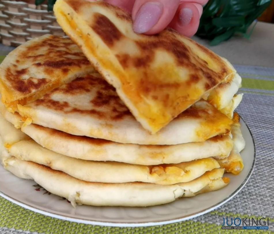 Лепешки на сухой сковороде: начинка одна, а вкусы разные. Недорого, полезно и вкусно
