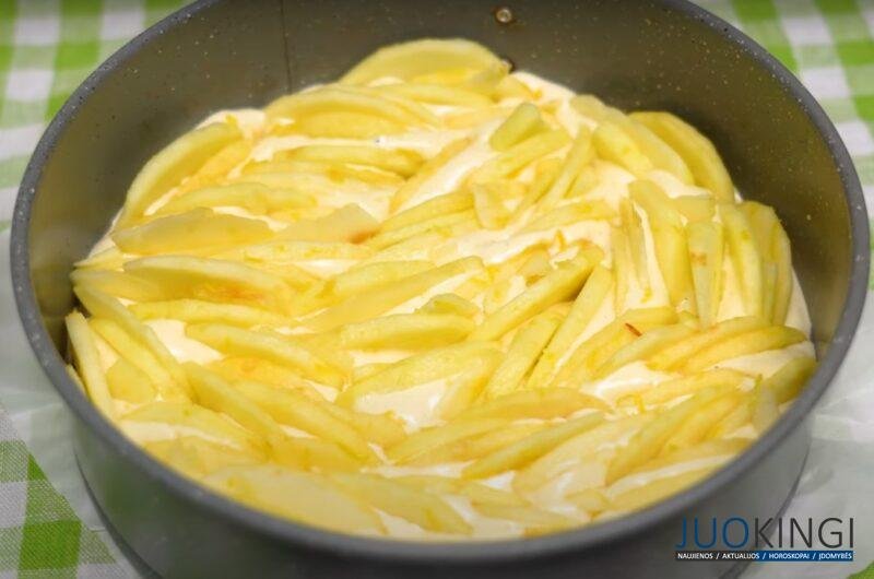 Самый вкусный пирог с яблоками. Идеальная "Шарлотка" - просто тает во рту