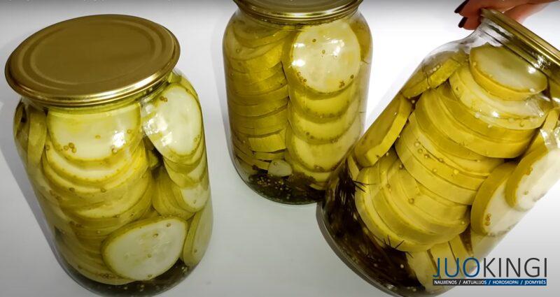 Вкусные маринованные кабачки. Съедаются мгновенно: сладкие, пикантные, хрустящие