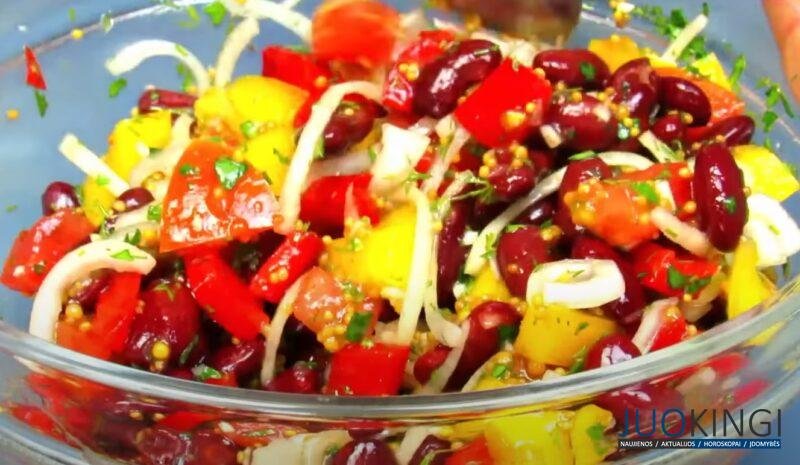 Вкуснейший салат с консервированной фасолью. Простой рецепт за 15 минут