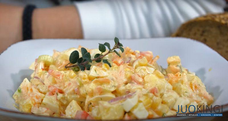 Вкусный и оригинальный: простой салат с яйцами и овощами