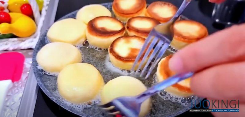 Вкусные и пышные сметанные оладьи! Завтрак за 5 мин
