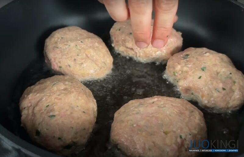 Вкуснейшие котлеты за копейки. Не каждая хозяйка знает этот рецепт: вкусные, даже в холодном виде