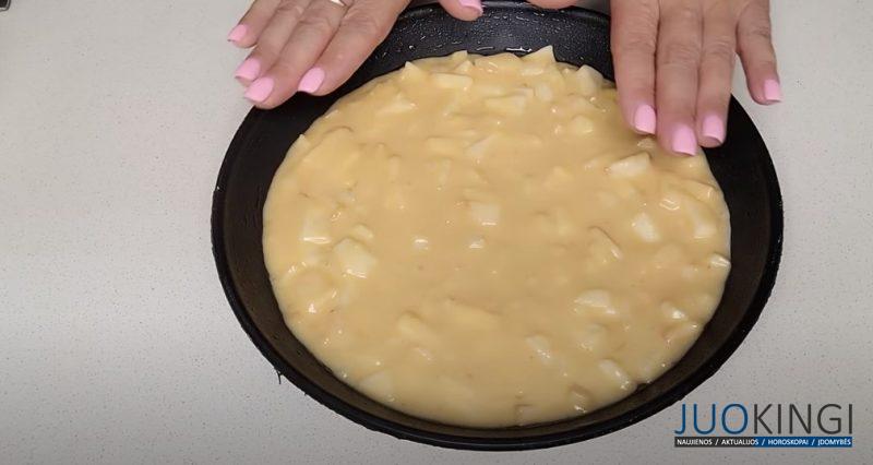 За 15 минут вкусный яблочный пирог. Простой рецепт: к чаю, на сковороде
