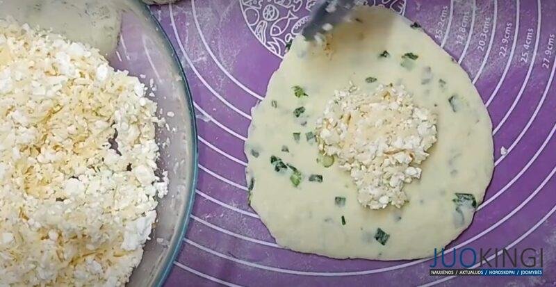 Вкусные лепешки с начинкой к чаю. Тесто на кефире, готовлю на сковороде: просто и сытно