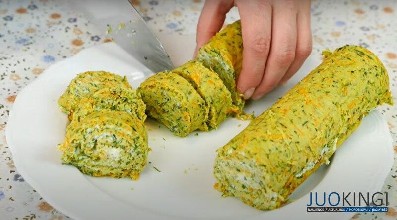 Вкусная закуска к любому столу. Рулет из кабачков: держит форму несколько дней