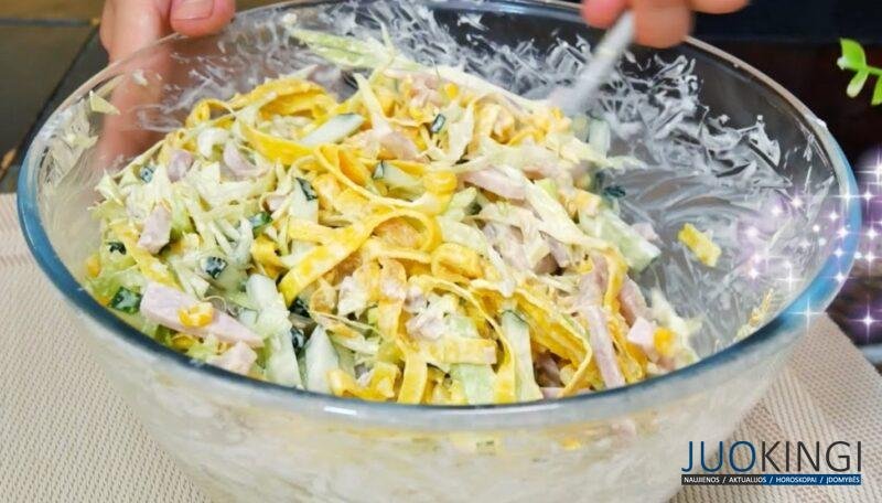 Сочный и нежный салат за секунду. Невероятно вкусно: все ингредиенты уже есть у вас дома