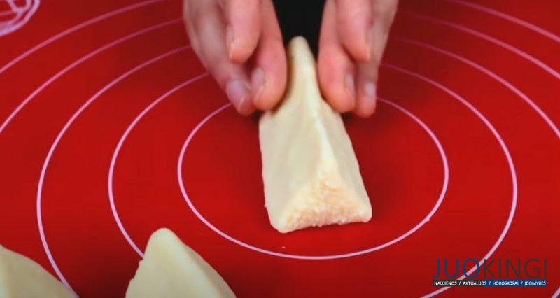 Сырники больше не готовлю. Нашла рецепт проще и вкуснее: получаются пышными и мягкими
