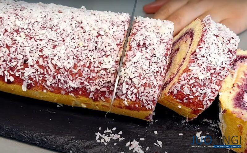 Нежный рулет с творожным кремом на скорую руку. Готовится просто и быстро из доступных продуктов