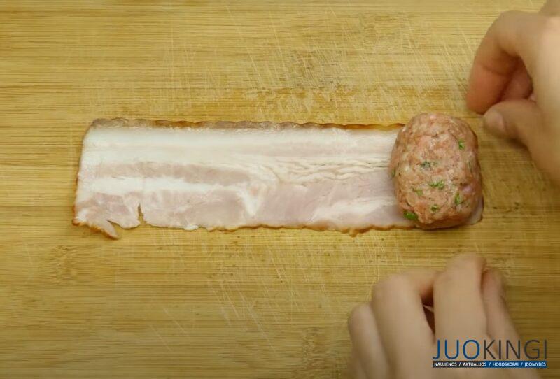 Просто море удовольствия. Беру фарш и готовлю сочные и вкусные рулетики